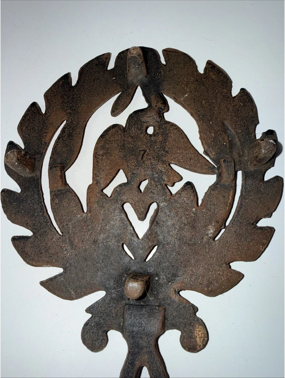 VTG Cast Iron Wilton Trivet Pot Pan Holder Eagle & Heart Rustic Decor ~4 Footed
